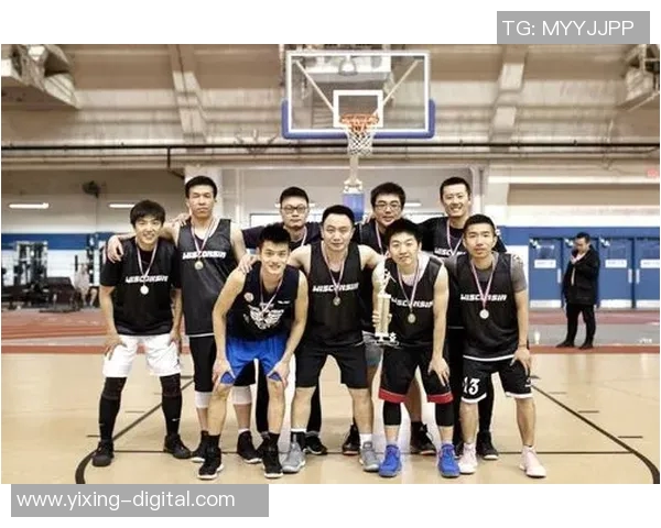 武汉篮球队以96分高居总决赛积分榜首位展现强劲实力